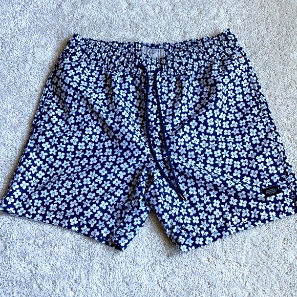 Jack Spade floral swimsuit, swim shorts, size small navy and white